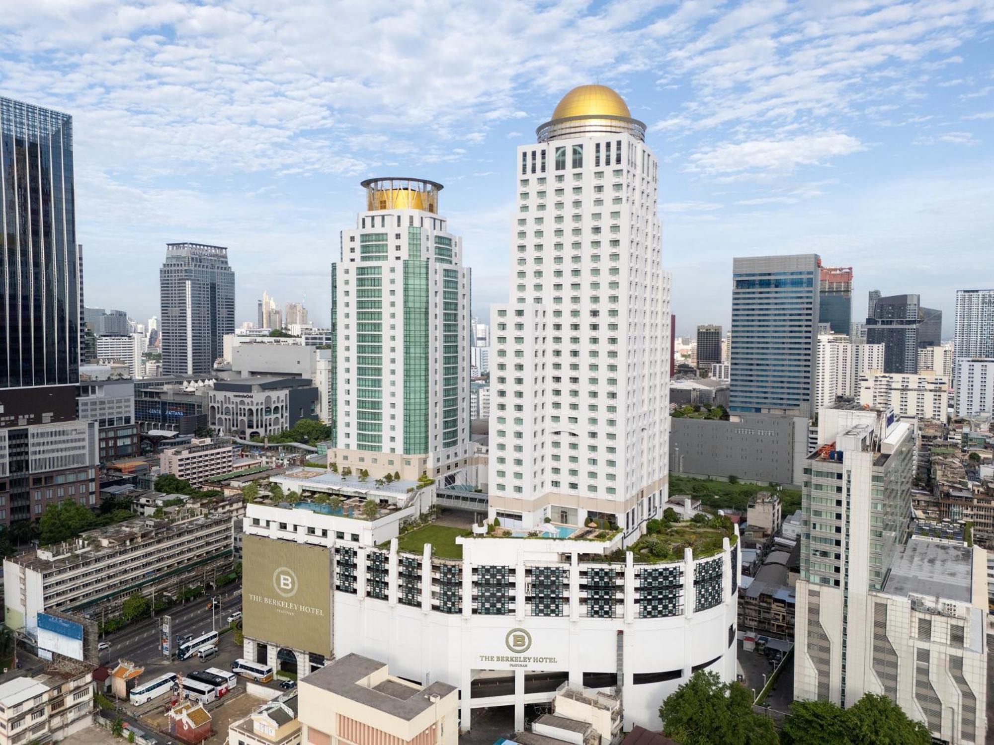 The Berkeley Hotel Pratunam Bangkok Exterior foto The Imperial Maejo Hotel