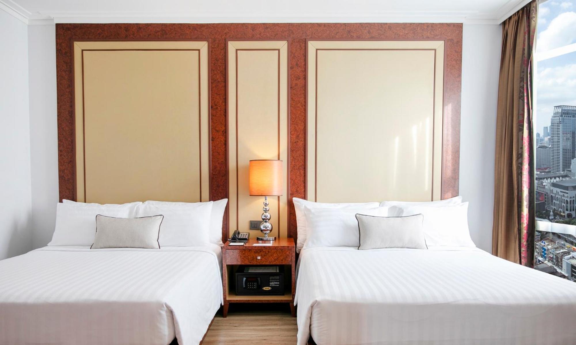 The Berkeley Hotel Pratunam Bangkok Exterior foto Deluxe Room
